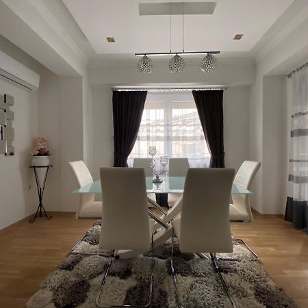 Royal King Apartment คูมาโนโว ภายนอก รูปภาพ