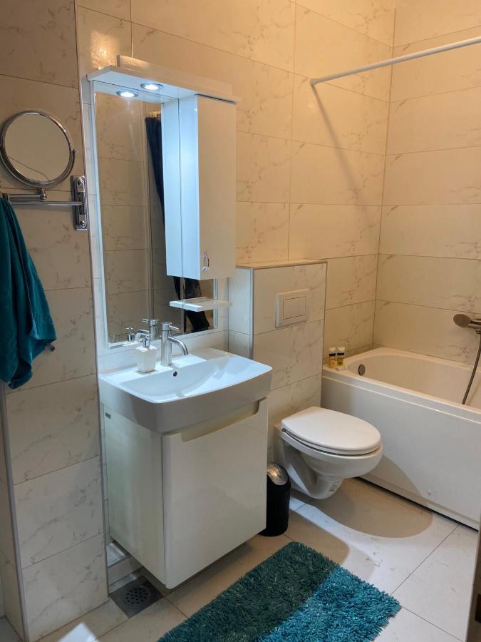 Royal King Apartment คูมาโนโว ภายนอก รูปภาพ